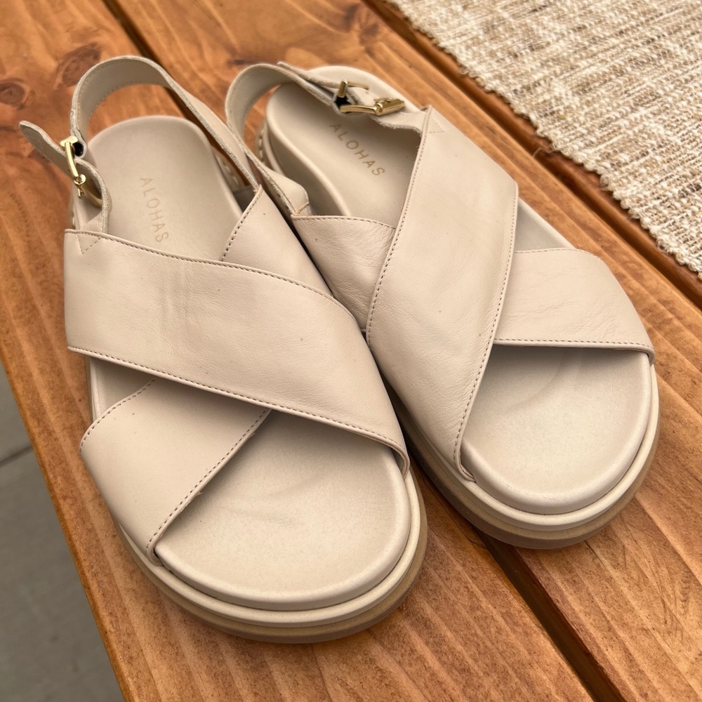 ALOHAS Marshmallow Sandal- Beige